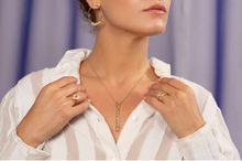 Load image into Gallery viewer, Delicato Linear Pendant