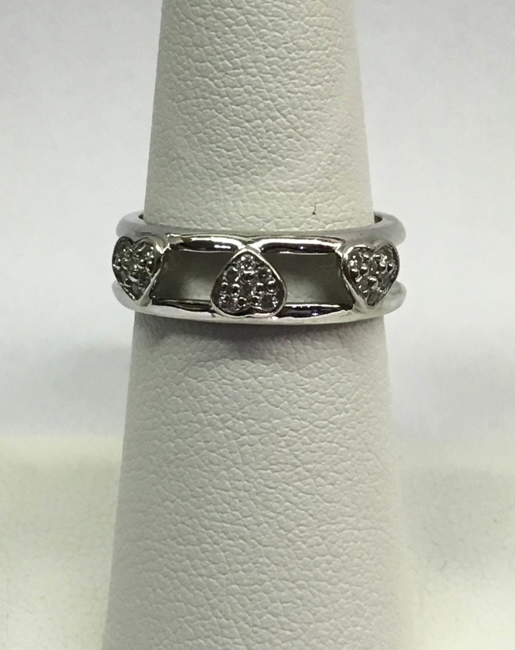 18k White Gold Diamond Heart Ring - from Holsten Jewelers