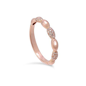 14k White Gold Diamond Pave and Oval Gold Ring